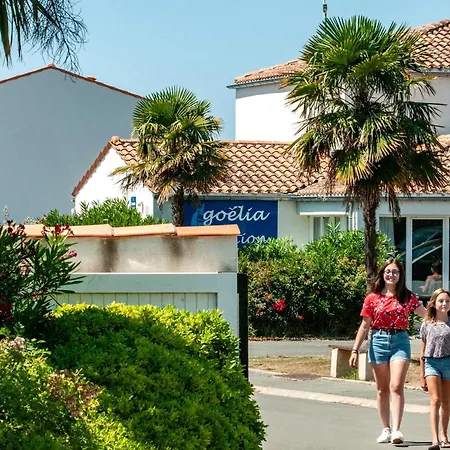 アパートホテル Goelia La Palmeraie サン・ジョルジュ・ドレロン